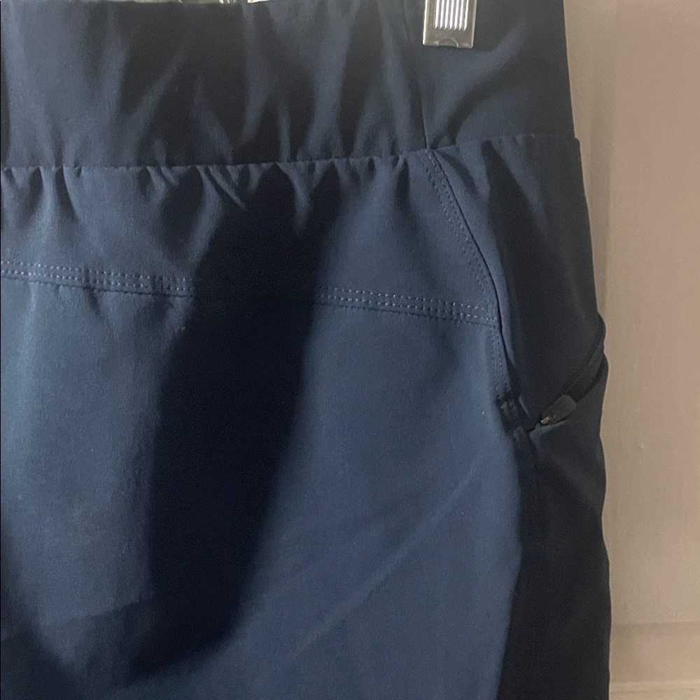 Eddie Bauer Women’s Size 4 Trail Pants Navy Cargo Pockets Hiking Outdoor Stretch - Picture 9 of 15